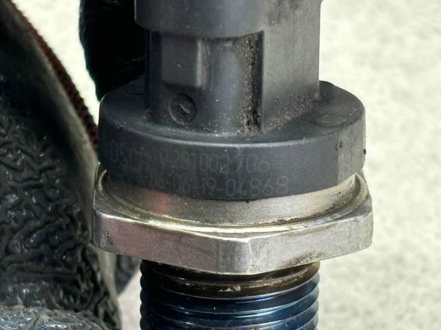 Датчик давления топлива 0281002706 OPEL