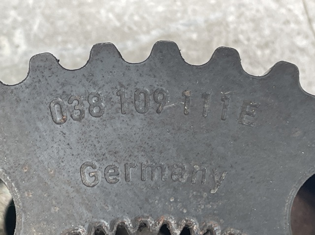 03G109239C Фланец шестерни распредвала купить Львов