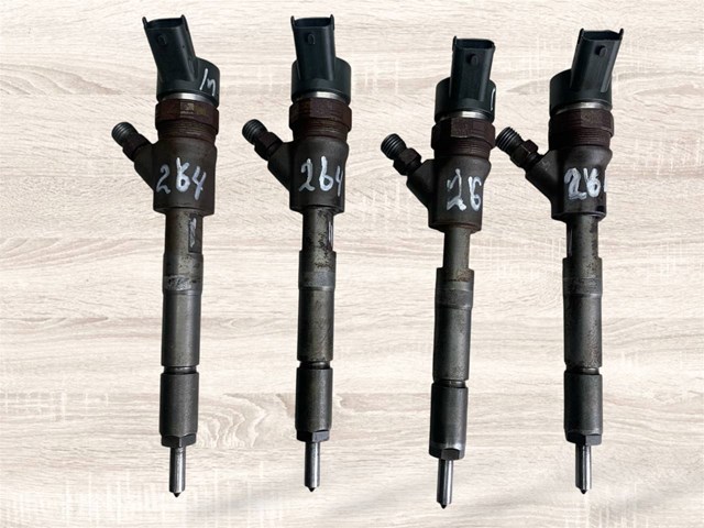 Топливные форсунки 0445110262 BOSCH