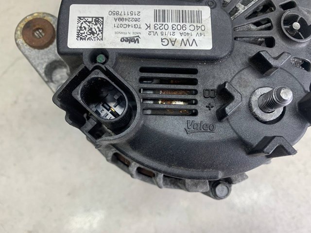 VAG 04C903023K Генератор в наличии Запорожье