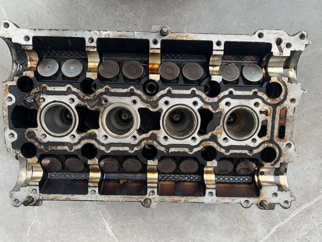 Облицовка радиатора 1001853 FORD