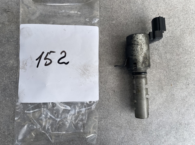Клапан электромагнитный положения распредвала, левый 1028A021 MITSUBISHI