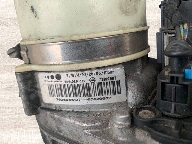 Помпа ГУР 13276990 OPEL
