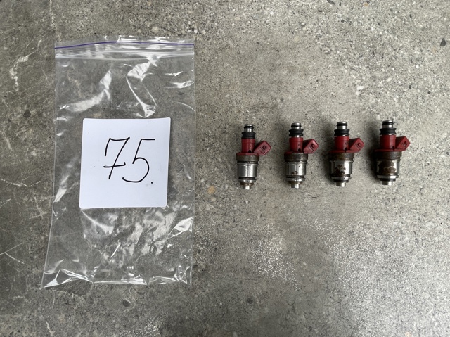 Форсунка инжектора 1660086G10 NISSAN