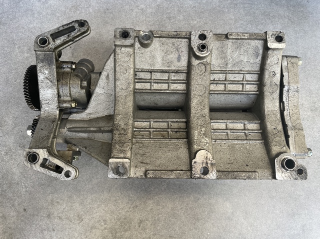 HYUNDAI 233004X400 в наличии Одесса