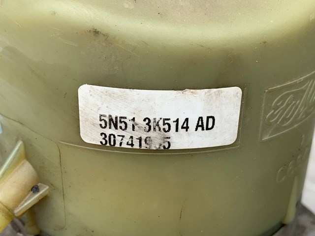 Насос рулевого управления 5N513K514AD VOLVO