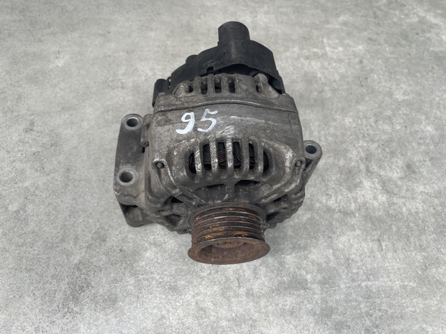 Автомобильный генератор 6204191 OPEL
