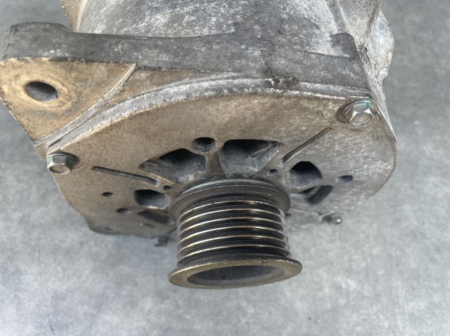 Генератор автомобильный 8200495269 RENAULT