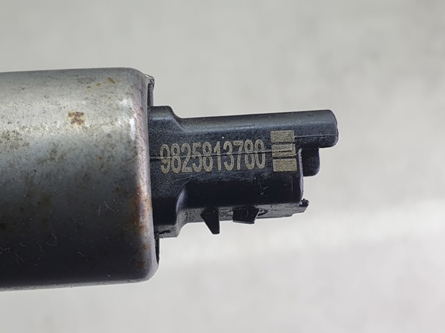 9825813780 PEUGEOT купить в Ирпень