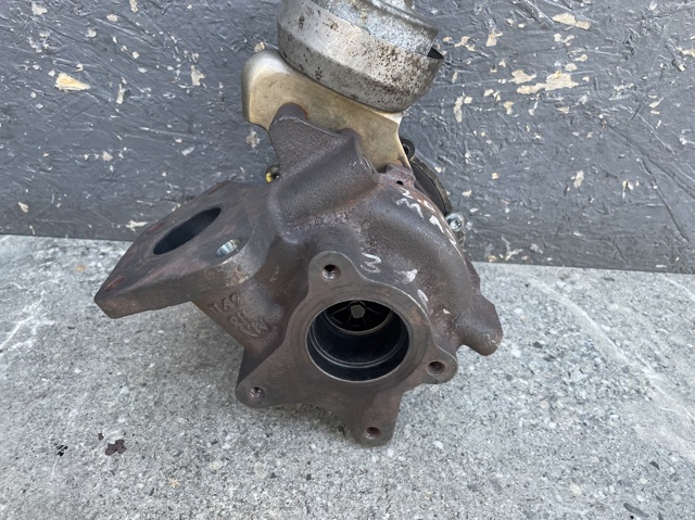 Турбонаддув RF7J13700D MAZDA