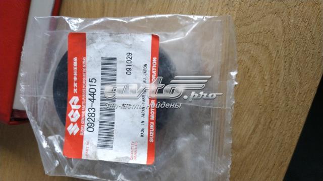 SUZUKI 0928344015 Сальник раздаточной коробки задний выходной в наличии Черновцы