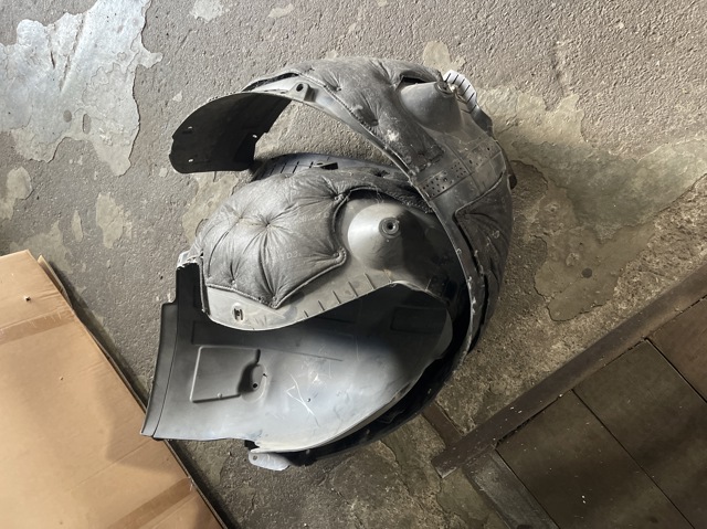 Подкрылок передний правый 86812GI000 HYUNDAI