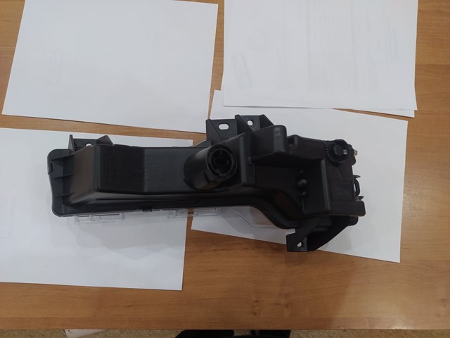 TESLA 107739600D Фара противотуманная правая в наличии Ужгород