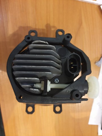 8121048050 TOYOTA Фара противотуманная правая купить в Днепр