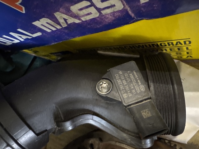 06E906051AA PORSCHE Датчик давления наддува купить в Житомир