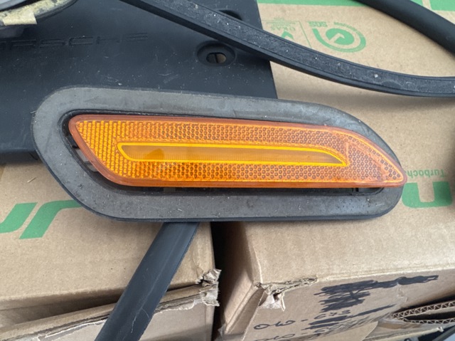 9Y0945072B PORSCHE купить в Житомир