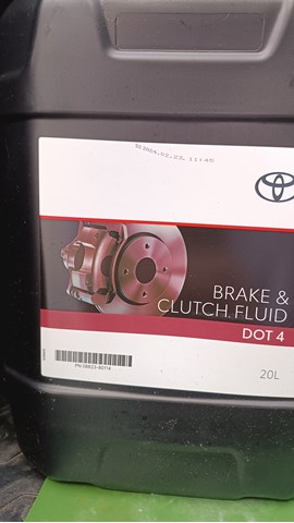 TOYOTA 0882380114 Жидкость тормозная в наличии Харьков