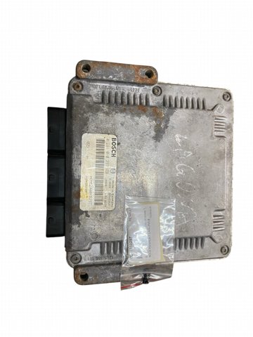 Компьютер двигателя 0281010297 RENAULT