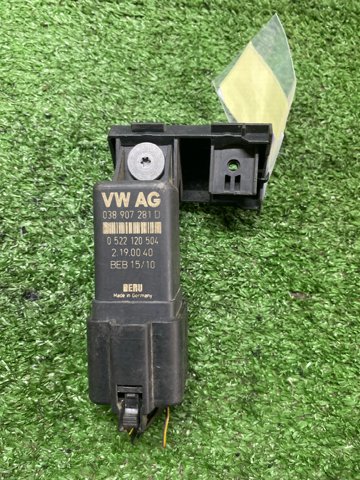 Реле свечей накала Skoda SuperB II