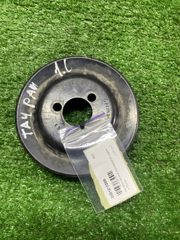 Шкив водяного насоса 03D121028B VAG