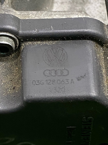 Дроссельная заслонка 03G128063A VAG