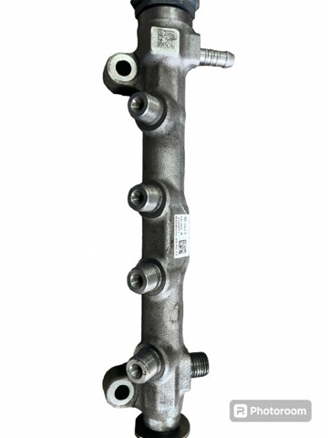 Топливная рампа 04L089B VAG