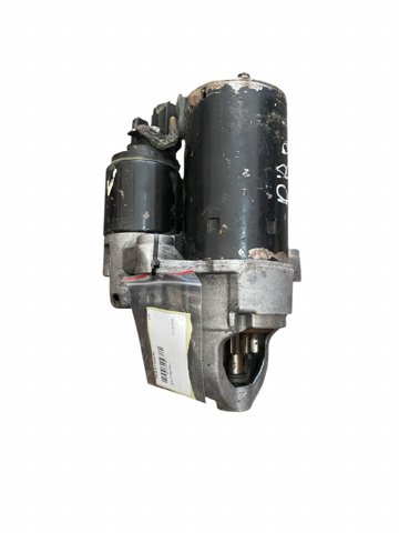 Стартер автомобиля Audi A8 D3