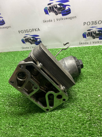  Корпус масляного фильтра 070115389B VAG