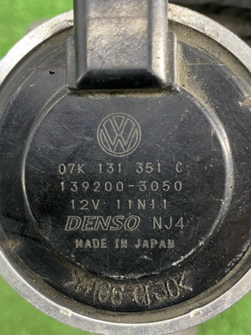 Байпасный клапан EGR, рециркуляции газов 07K131351C VAG