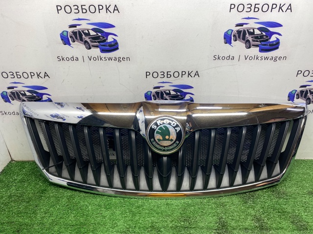 Облицовка радиатора 1Z0853651C VAG