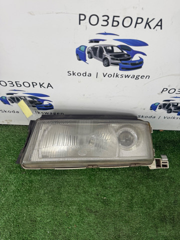 Блок фара левая 24608500 VAG