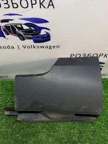 Накладка наружняя (молдинг) порога, левый 3C0853897 VAG
