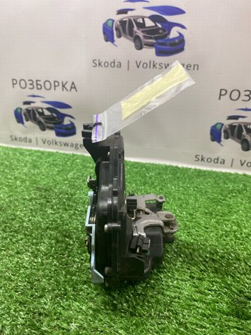 3D2837016J VAG Замок передней правой двери купить в Николаев