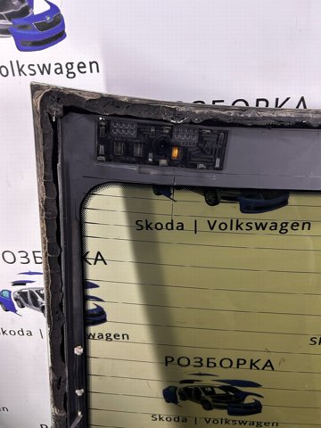 VAG 4F5845501 Заднее стекло в наличии Полтава