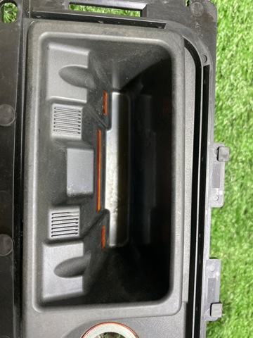 Пепельница 4G0857951 VAG