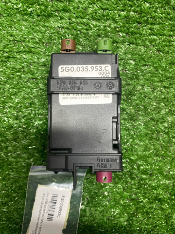 USB-разветвитель 5G0035953C VAG