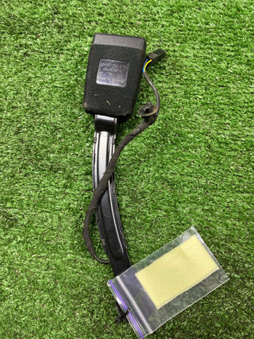 5G4857755CYLZ Рычаг (замок) фиксации ремня безопасности передний левый купить Житомир