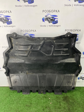 Щит предохранительный 5N0825235C VAG