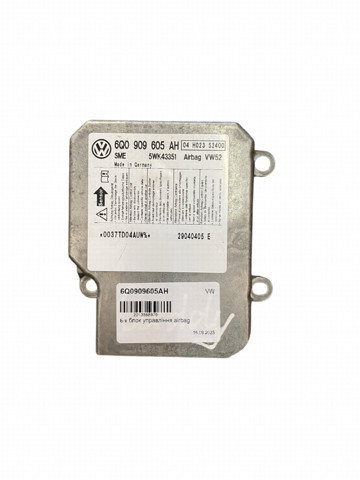 6Q0909605AH Модуль-процессор управления подушкой безопасности (ЭБУ AIRBAG) купить Киев