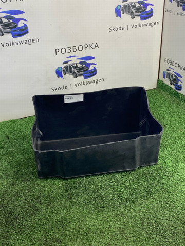 Крышка ящика аккумулятора 7E0915430B VAG