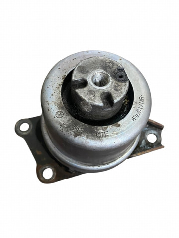 Подушка мотора правая 7H0199256 VAG