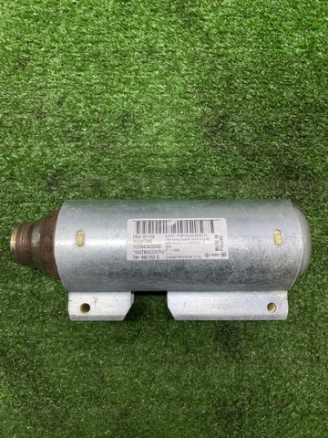 Подушка безопасности (AIRBAG) пассажирская 7H1880202C VAG