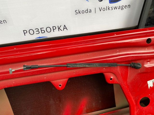 Замок двери задней правой Skoda Octavia 2 A5