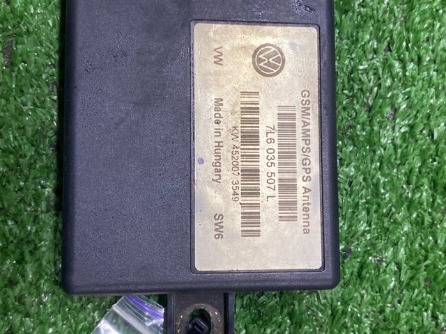 Усилитель сигнала антенны 7L6035507L VAG