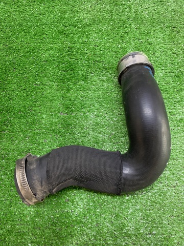 Патрубок интеркуллера 7L6145738A VAG