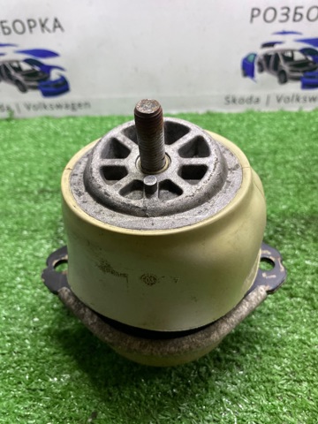 Подвеска двигателя (силового агрегата) 7L6199131C VAG