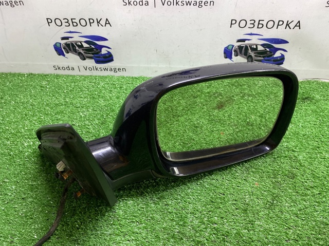 Накладка правого бокового зеркала 7L6857528D VAG
