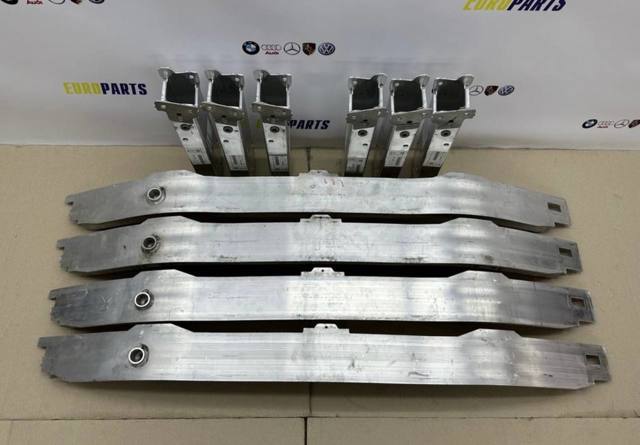 Балка бампера переднего 51117255393 BMW
