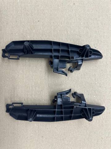 BMW 51117399981 Направляющая переднего бампера правая в наличии Черкассы