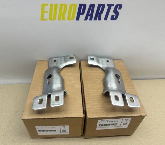 Кронштейн усилителя переднего бампера 51117421672 BMW